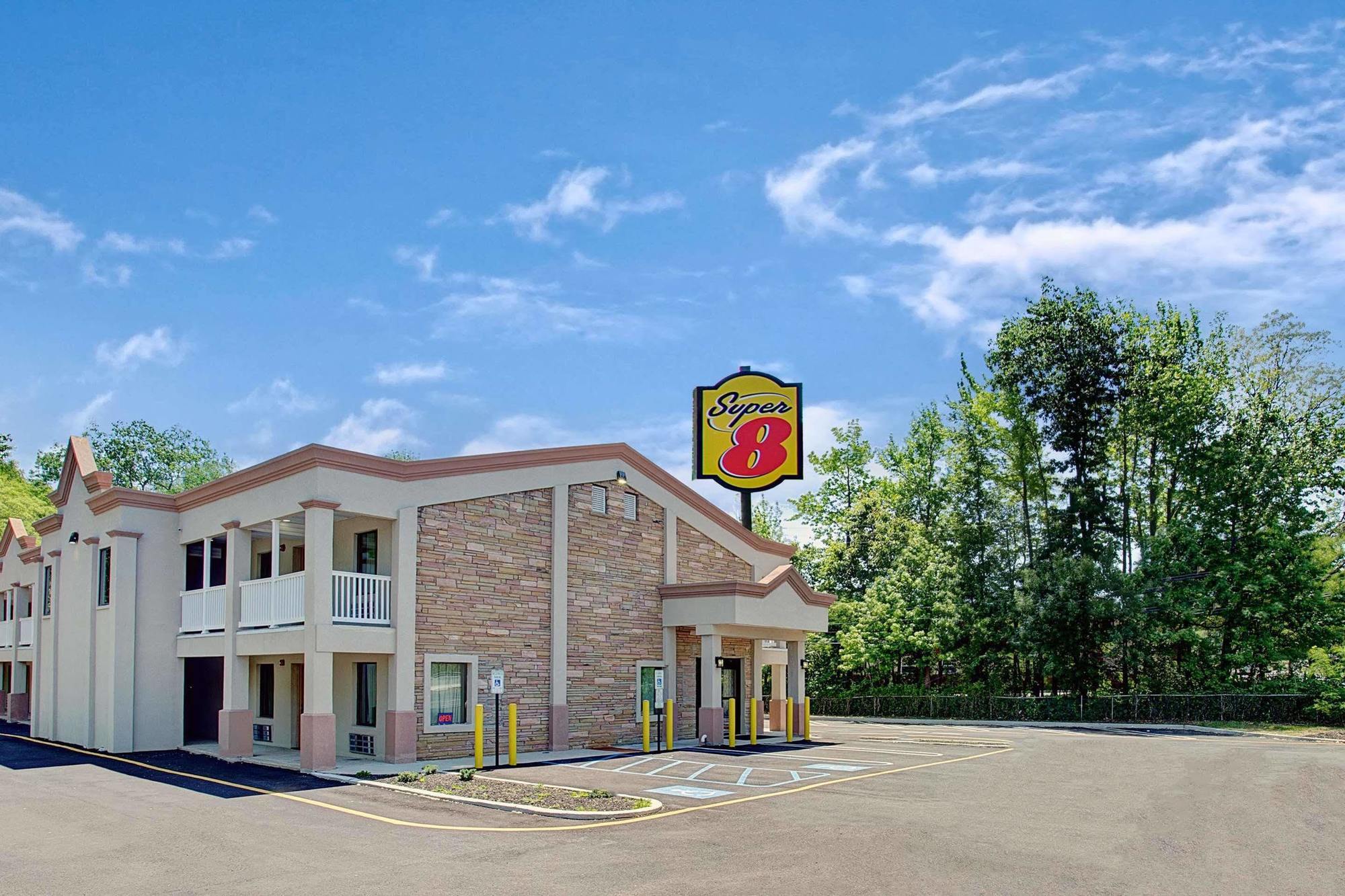 艾斯拜瑞公园市速8酒店 外观 照片